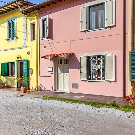 Pisa Airport Comfy Apartment - Private Parking Экстерьер фото